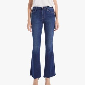 MOTHER jeans The Weekender Fray - Size 25